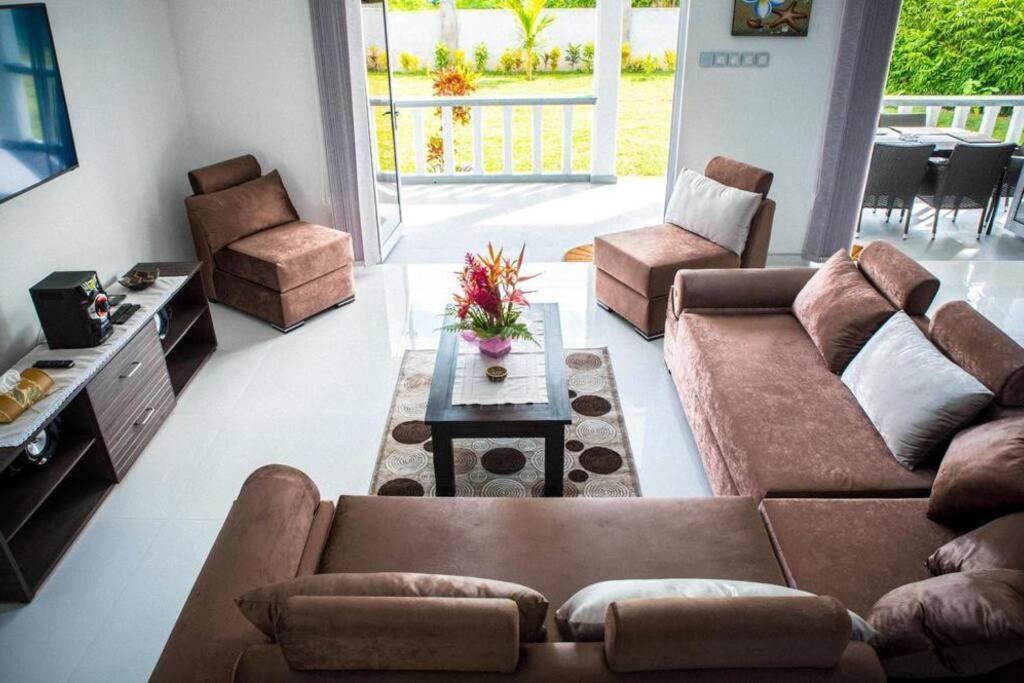 Island Charm Of Praslin Villa Victoria Exteriör bild