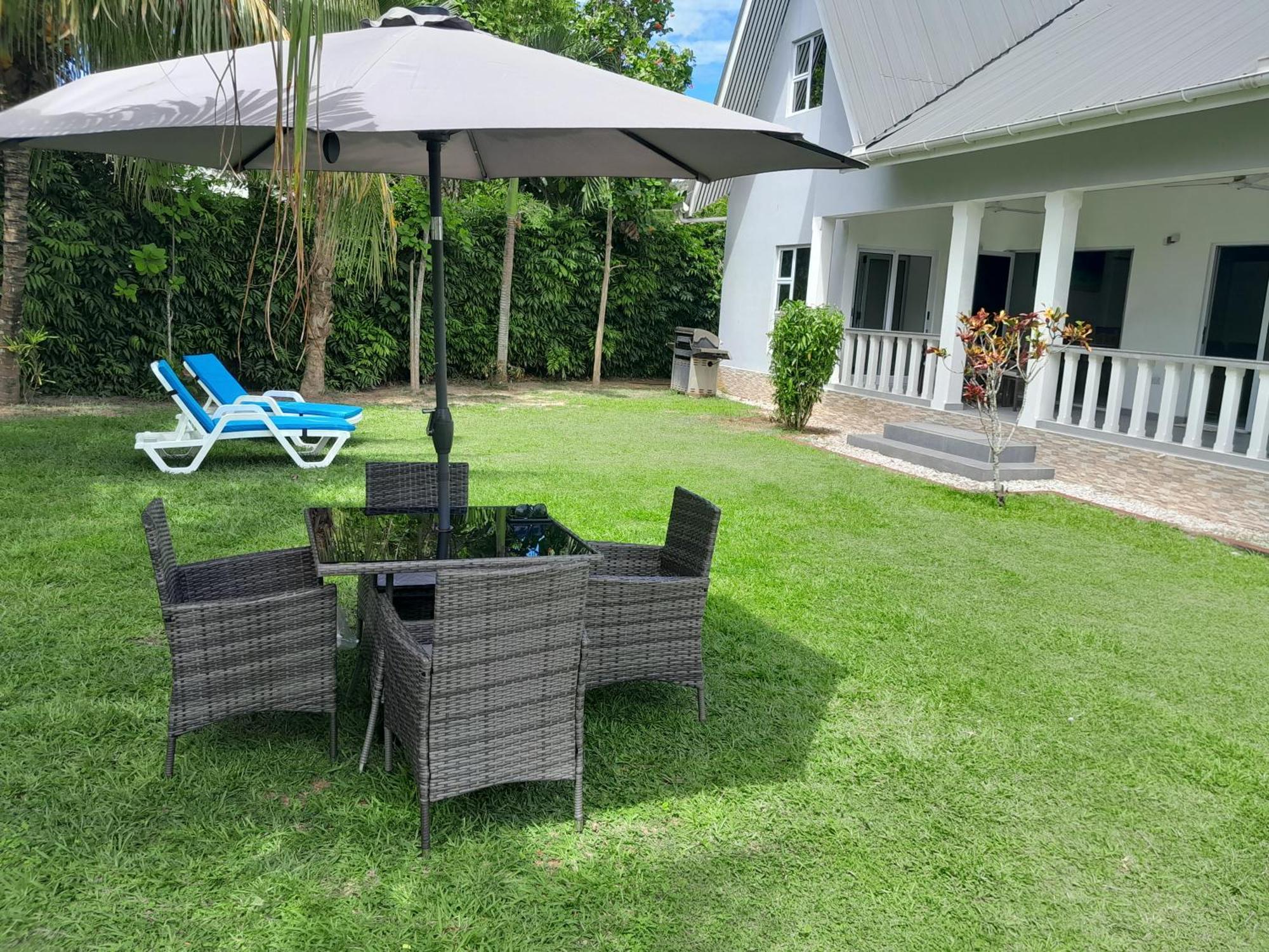 Island Charm Of Praslin Villa Victoria Exteriör bild